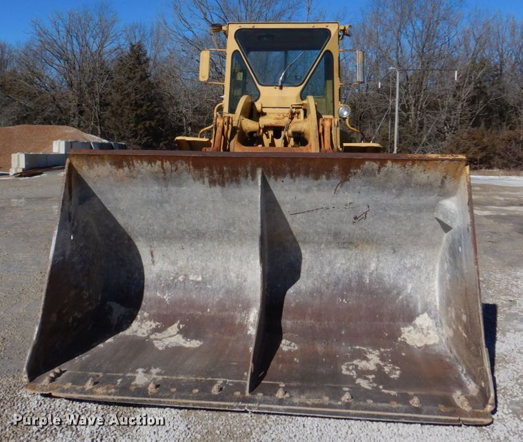 image for item DH8191 1979 Caterpillar 966C  wheel loader