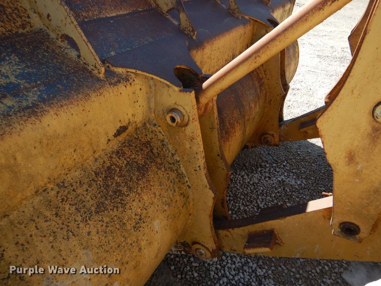 image for item DH8191 1979 Caterpillar 966C  wheel loader
