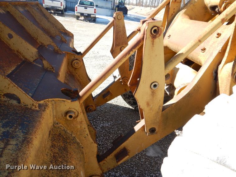 image for item DH8191 1979 Caterpillar 966C  wheel loader