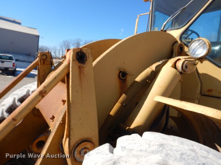 image for item DH8191 1979 Caterpillar 966C  wheel loader