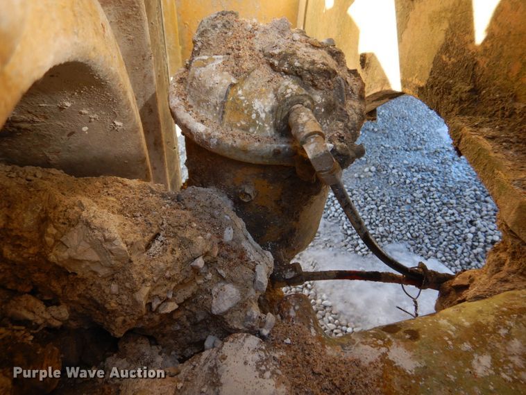 image for item DH8191 1979 Caterpillar 966C  wheel loader