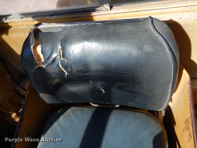 image for item DH8191 1979 Caterpillar 966C  wheel loader