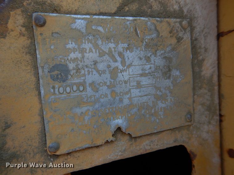 image for item DH8191 1979 Caterpillar 966C  wheel loader