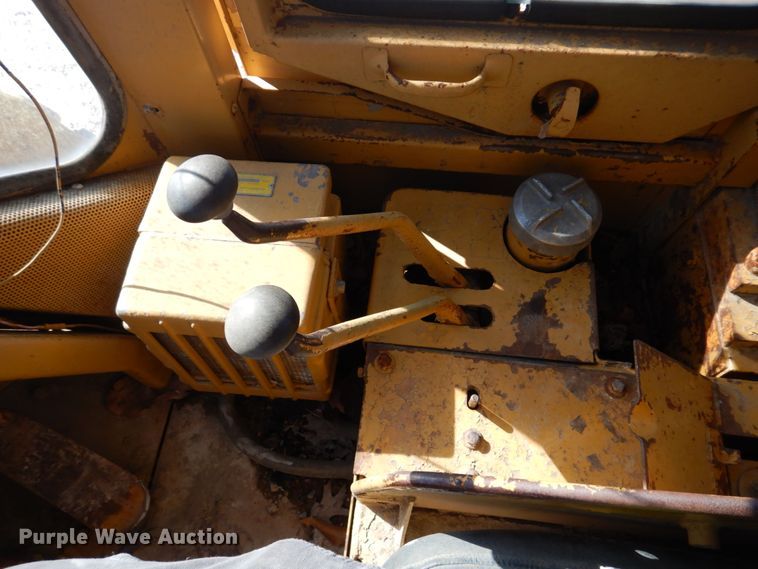 image for item DH8191 1979 Caterpillar 966C  wheel loader