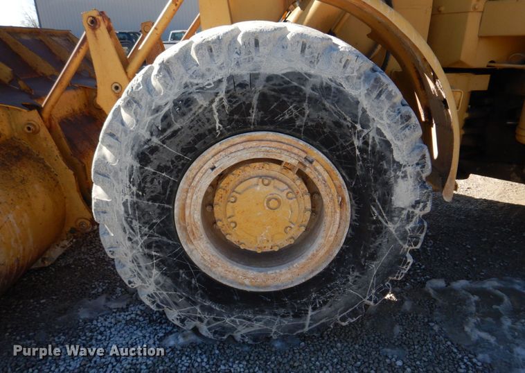 image for item DH8191 1979 Caterpillar 966C  wheel loader