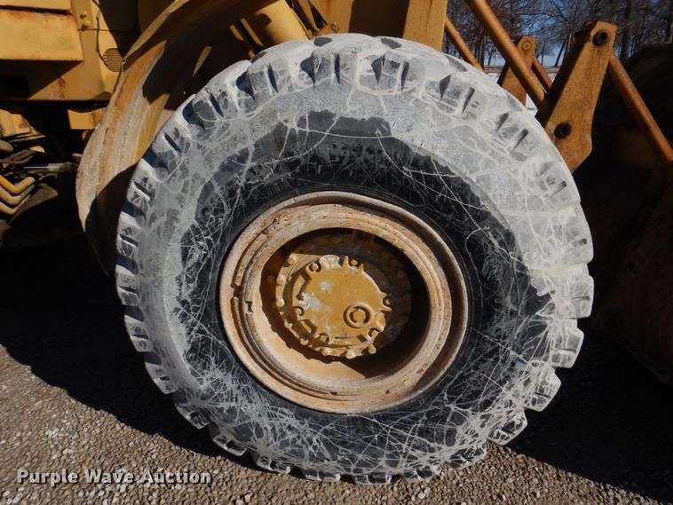 image for item DH8191 1979 Caterpillar 966C  wheel loader