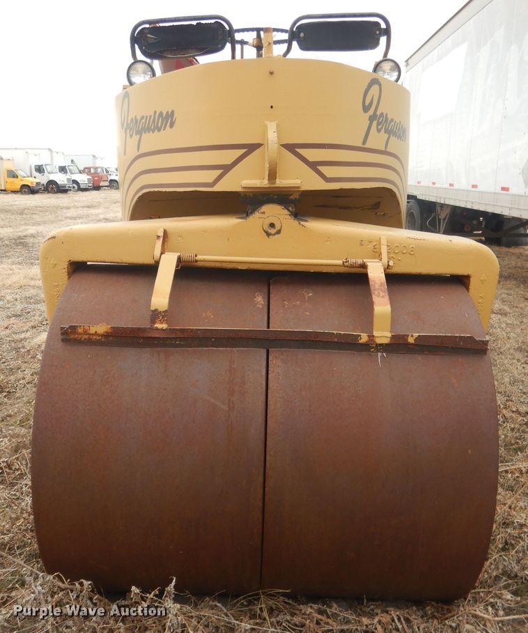 image for item DJ1254 Ferguson 8-12 Ton  double drum roller