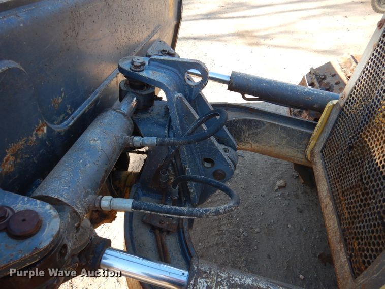 image for item DJ3809 2000 New Holland DC100  dozer