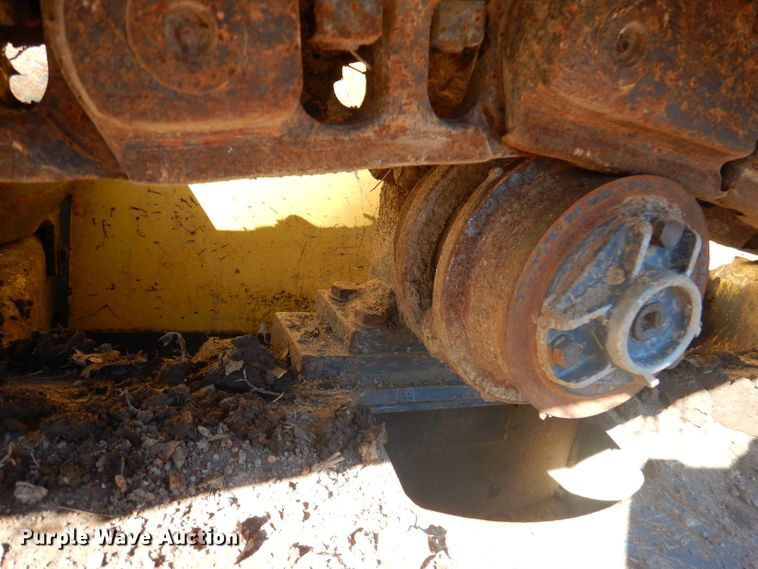 image for item DJ3809 2000 New Holland DC100  dozer