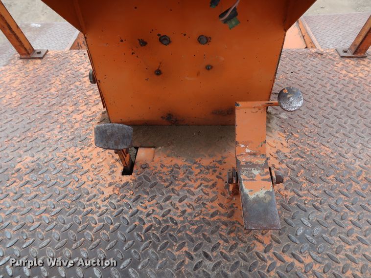 image for item DK3558 1998 Broce RJ350  broom