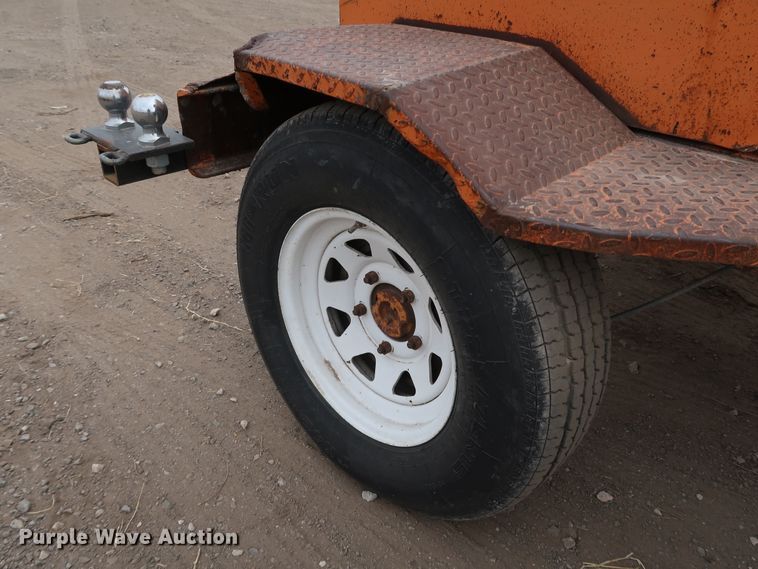 image for item DK3558 1998 Broce RJ350  broom