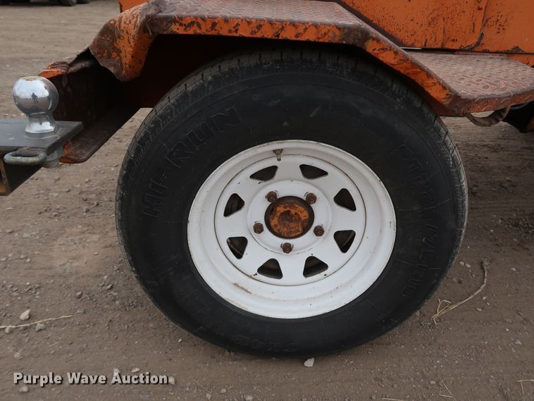 image for item DK3558 1998 Broce RJ350  broom