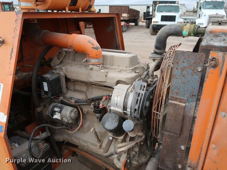 image for item DK3559 1998 Broce RJ350  broom