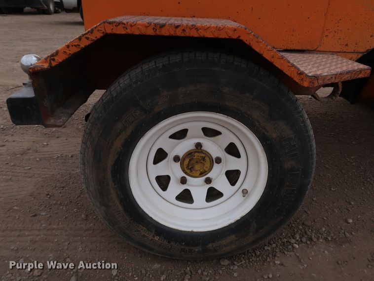 image for item DK3559 1998 Broce RJ350  broom