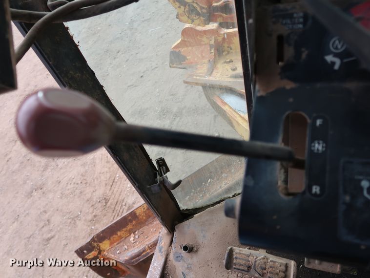 image for item DK3565 1985 John Deere 772A  motor grader