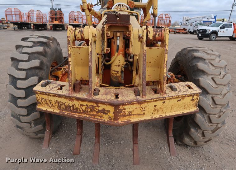 image for item DK3565 1985 John Deere 772A  motor grader