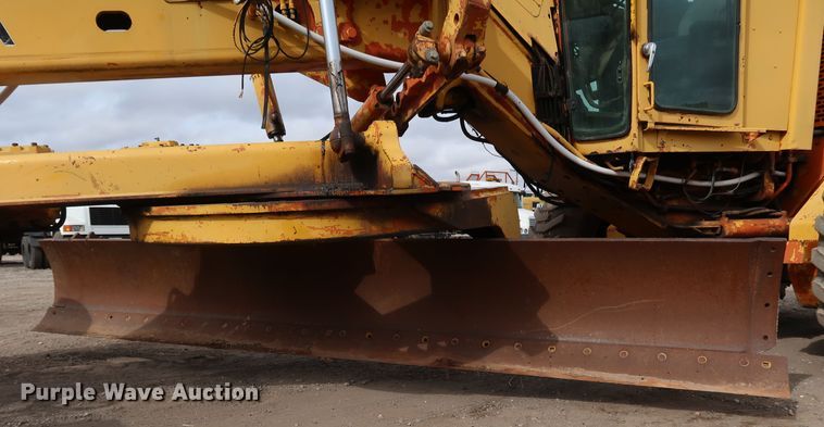 image for item DK3565 1985 John Deere 772A  motor grader