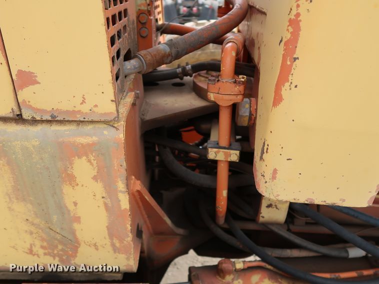 image for item DK3565 1985 John Deere 772A  motor grader