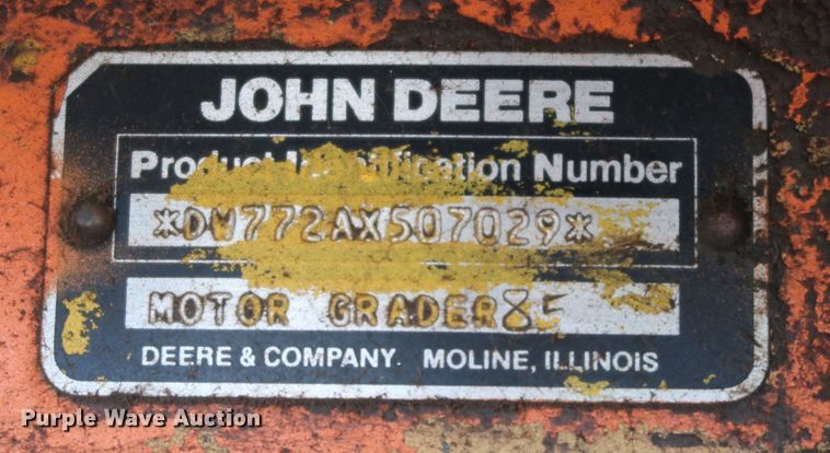 image for item DK3565 1985 John Deere 772A  motor grader