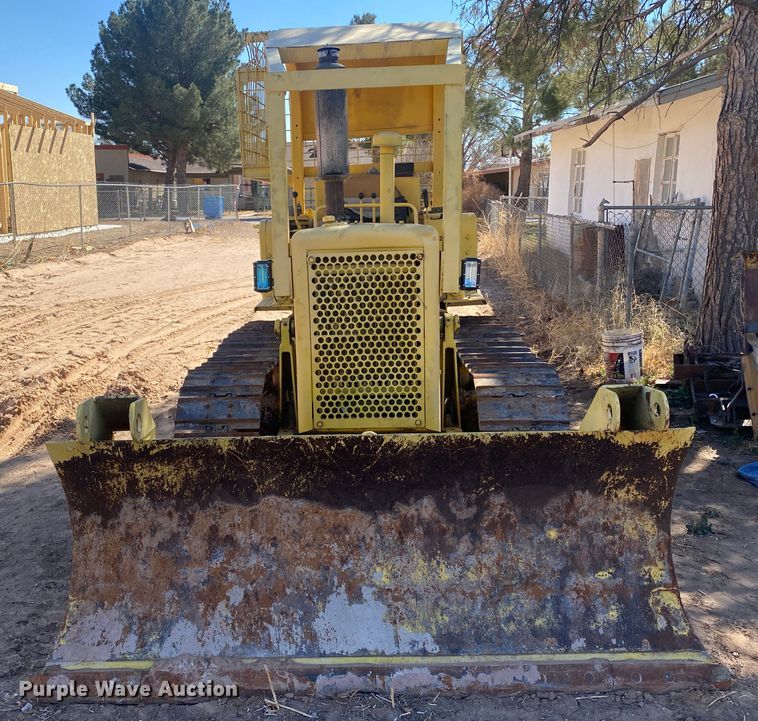 image for item DL1492 1986 International TD-7E  dozer