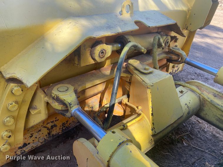 image for item DL1492 1986 International TD-7E  dozer