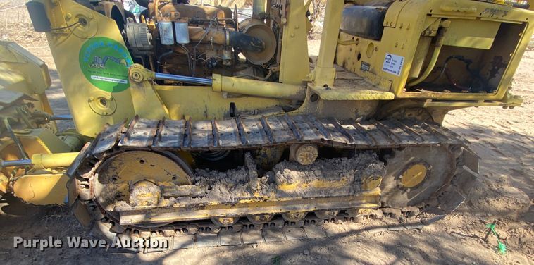 image for item DL1492 1986 International TD-7E  dozer