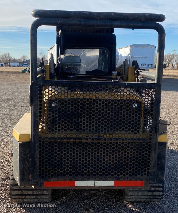 image for item DL1497 2005 ASV RC-100  tracked skid steer loader