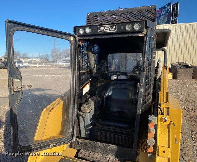 image for item DL1497 2005 ASV RC-100  tracked skid steer loader