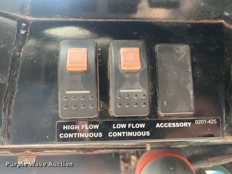 image for item DL1497 2005 ASV RC-100  tracked skid steer loader