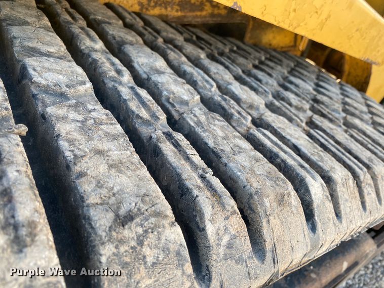 image for item DL1497 2005 ASV RC-100  tracked skid steer loader