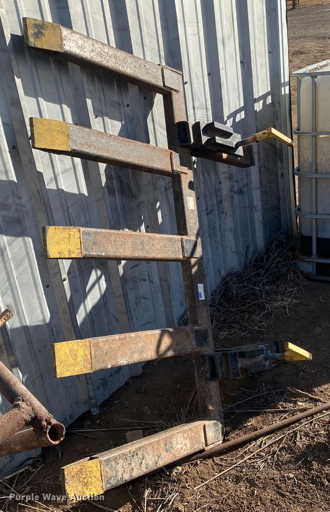 image for item DL1497 2005 ASV RC-100  tracked skid steer loader