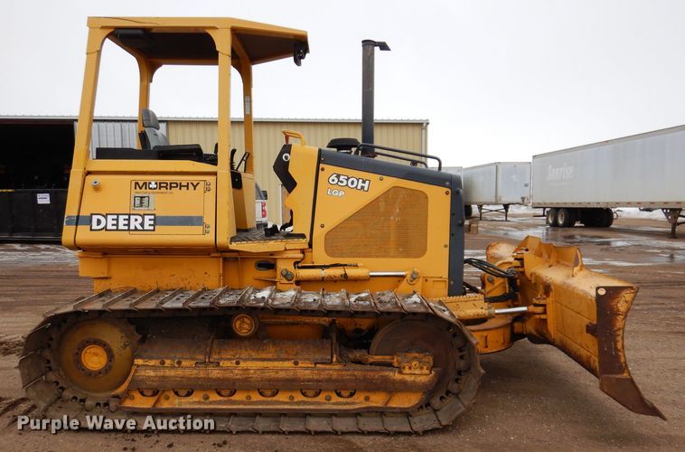 image for item DL5918 2000 John Deere 650H LGP  dozer