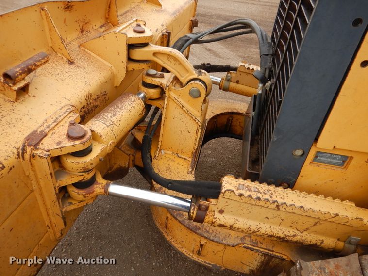 image for item DL5918 2000 John Deere 650H LGP  dozer