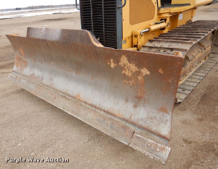 image for item DL5918 2000 John Deere 650H LGP  dozer