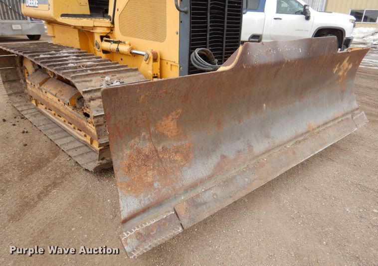 image for item DL5918 2000 John Deere 650H LGP  dozer