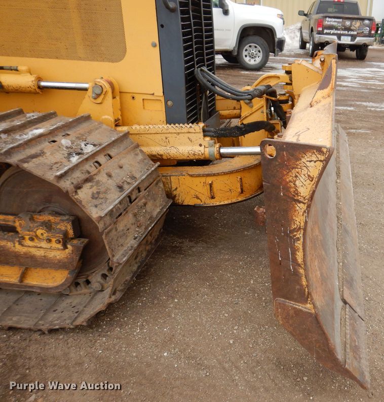image for item DL5918 2000 John Deere 650H LGP  dozer
