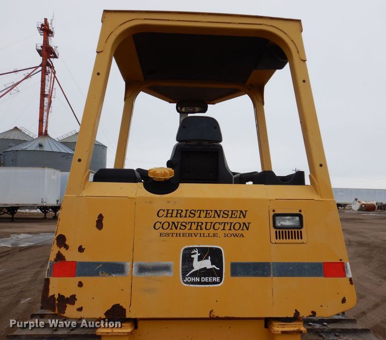 image for item DL5918 2000 John Deere 650H LGP  dozer