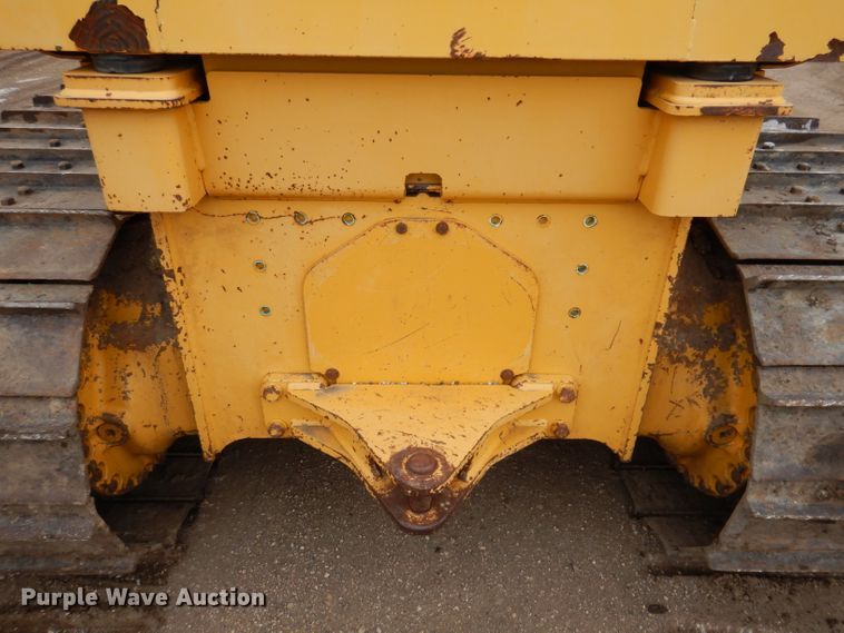 image for item DL5918 2000 John Deere 650H LGP  dozer