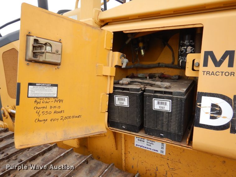 image for item DL5918 2000 John Deere 650H LGP  dozer