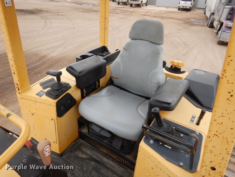 image for item DL5918 2000 John Deere 650H LGP  dozer