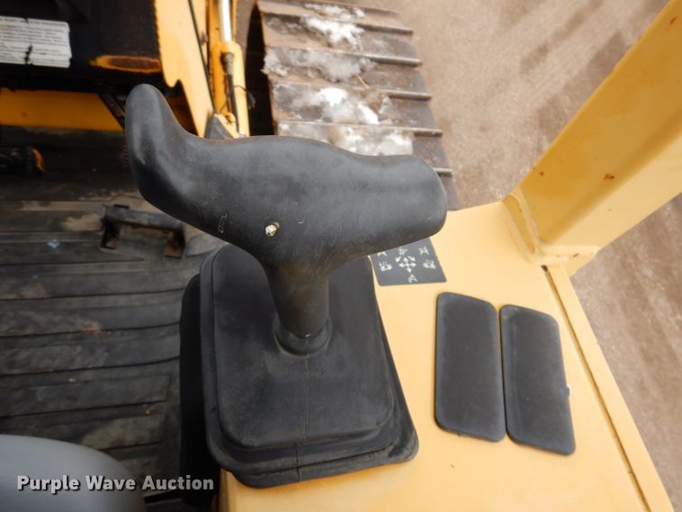 image for item DL5918 2000 John Deere 650H LGP  dozer