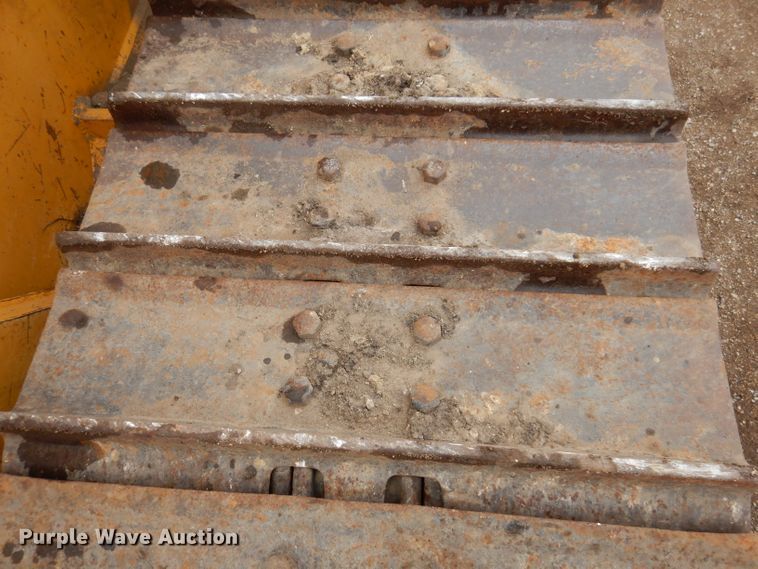 image for item DL5918 2000 John Deere 650H LGP  dozer