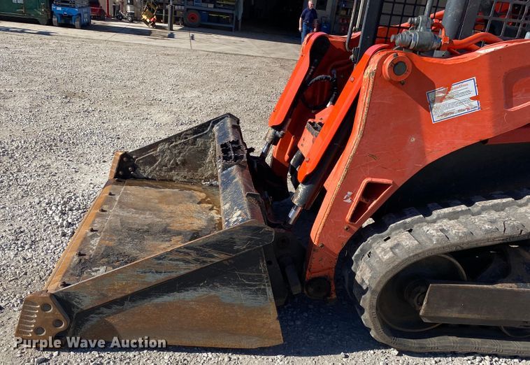 image for item DL6823 2017 Kubota SVL75-2  tracked skid steer loader