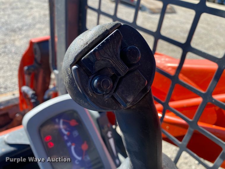 image for item DL6823 2017 Kubota SVL75-2  tracked skid steer loader