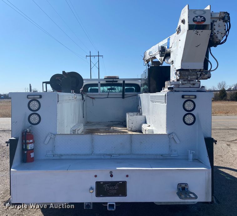 image for item DL6905 2015 Ford F550 Super Duty XL  utility / service truck