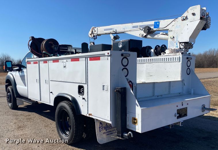image for item DL6905 2015 Ford F550 Super Duty XL  utility / service truck