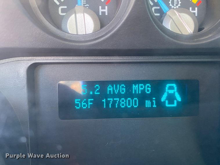 image for item DL6905 2015 Ford F550 Super Duty XL  utility / service truck