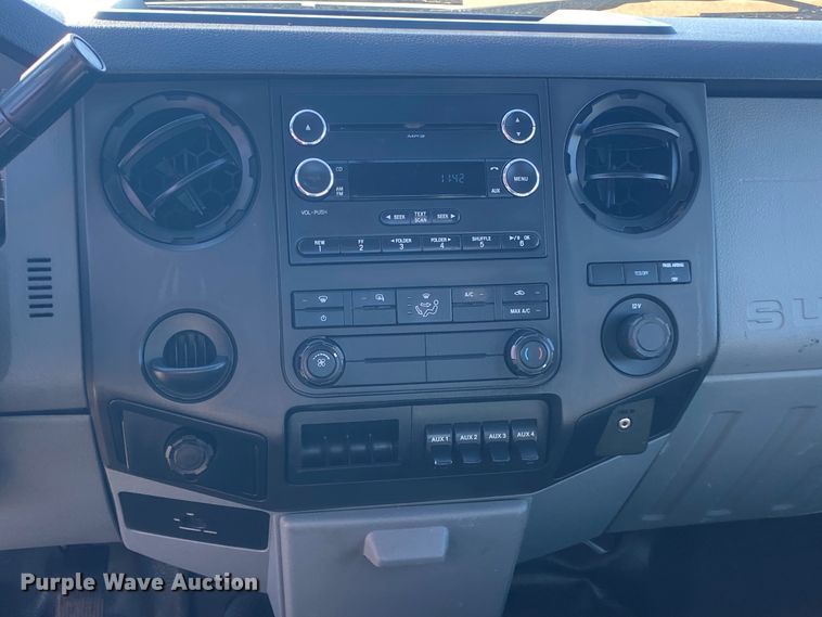 image for item DL6905 2015 Ford F550 Super Duty XL  utility / service truck