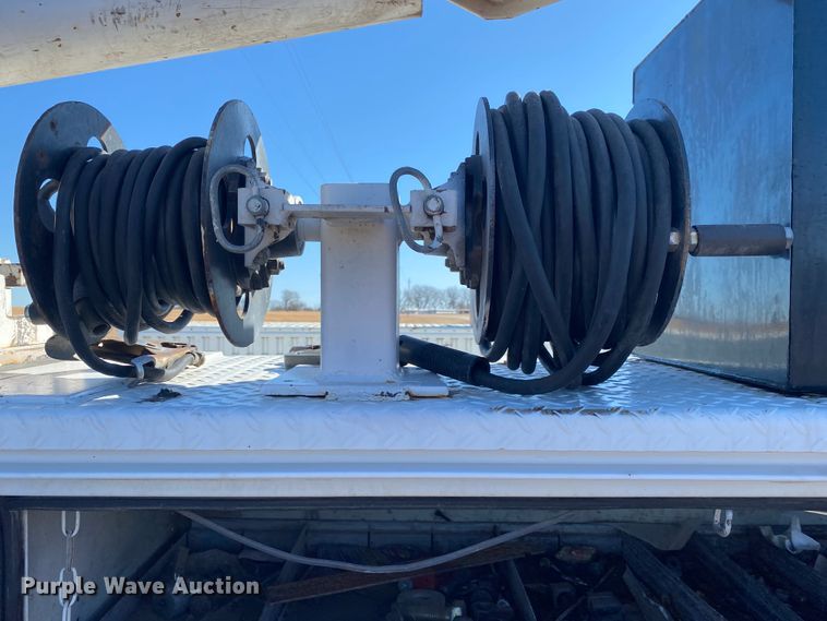 image for item DL6905 2015 Ford F550 Super Duty XL  utility / service truck