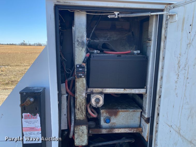 image for item DL6905 2015 Ford F550 Super Duty XL  utility / service truck